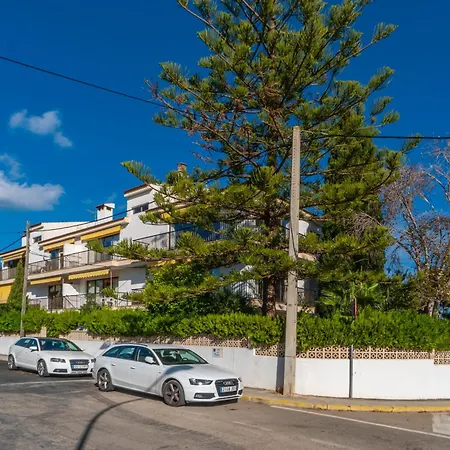 Ponent A 칼라 라트자다